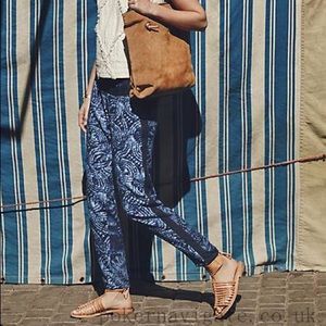 Hei Hei Blue Motif Maree Joggers